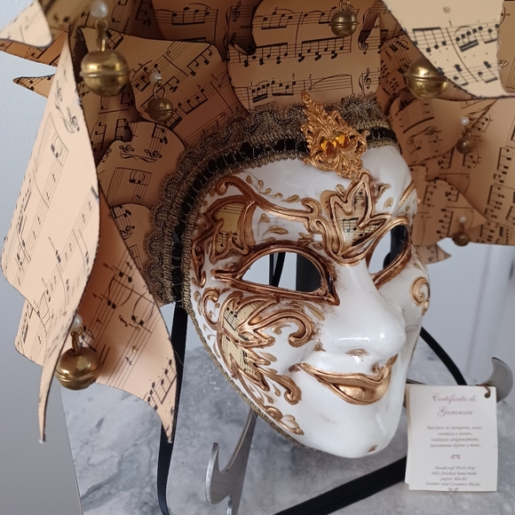 Carnival Mask unique decor! - Picture 5 of 6